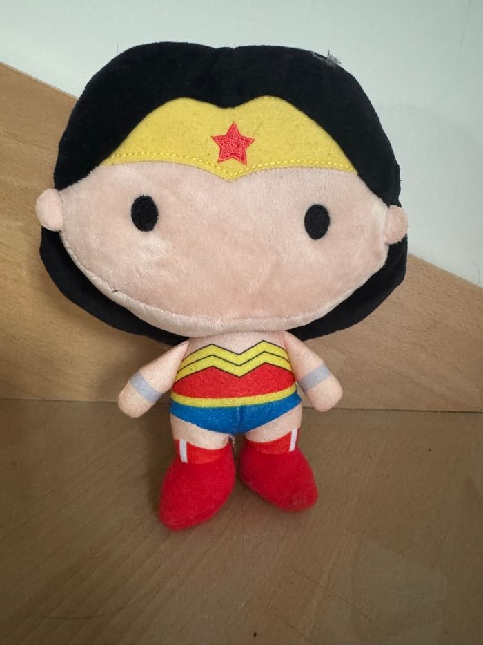 Peluche Wonder Woman