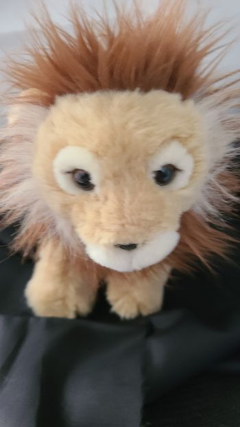 peluche lionceau assis prime toys