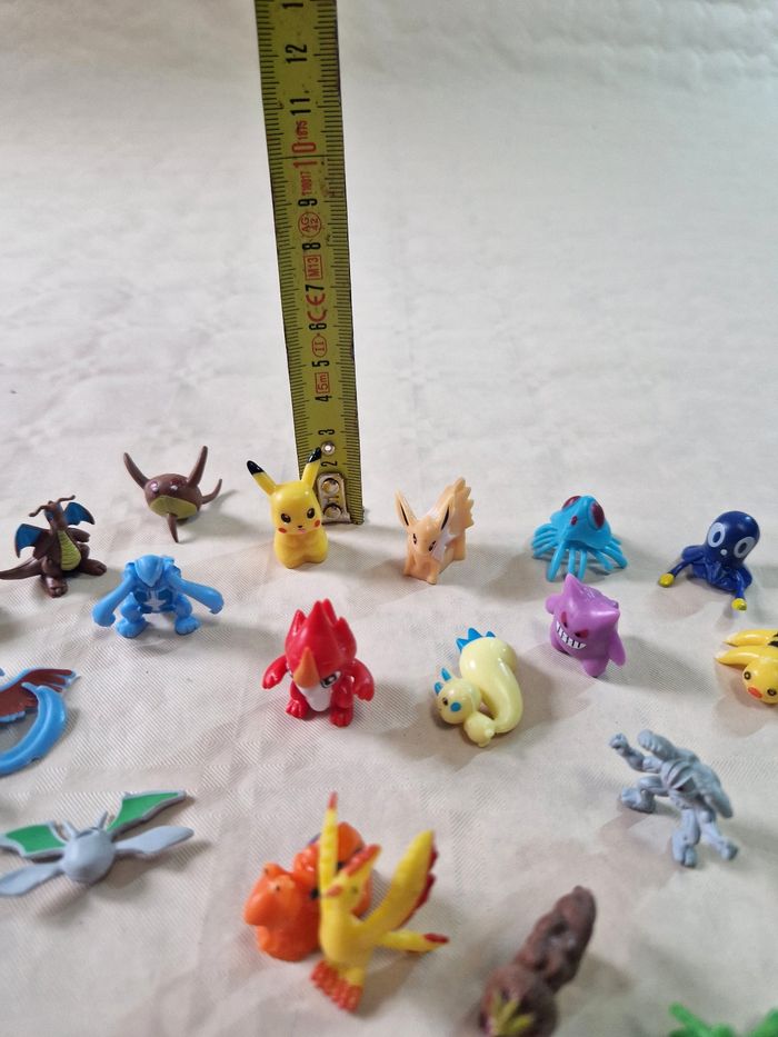 Lot de 24 petites figurines pokemon - photo numéro 10