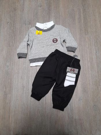 Ensemble 6 mois  neuf