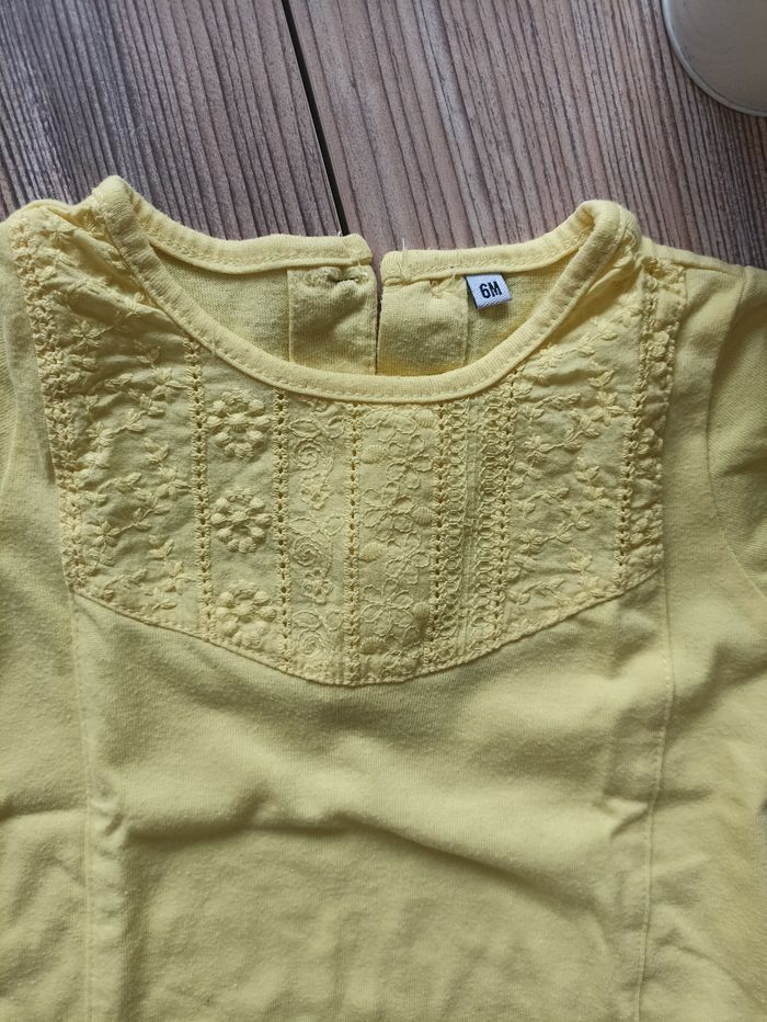 T-shirt manches courtes fille 6 mois - photo numéro 2