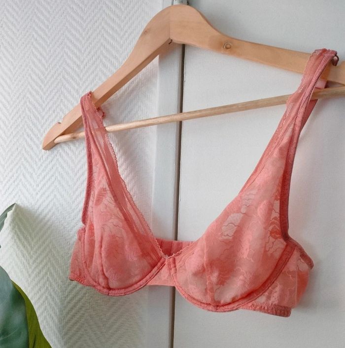 Soutien-gorge rouge gorge 90B - photo numéro 4