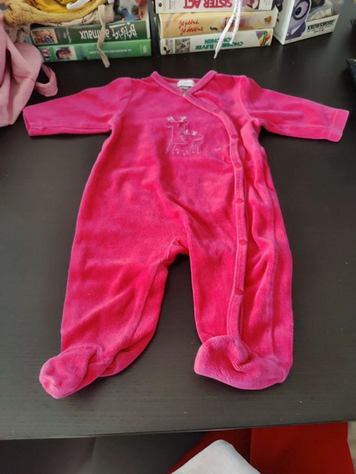 2 pyjama 3mois - photo numéro 2