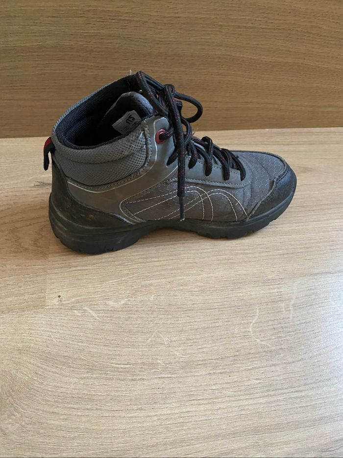 Chaussures de marche 30 - photo numéro 2