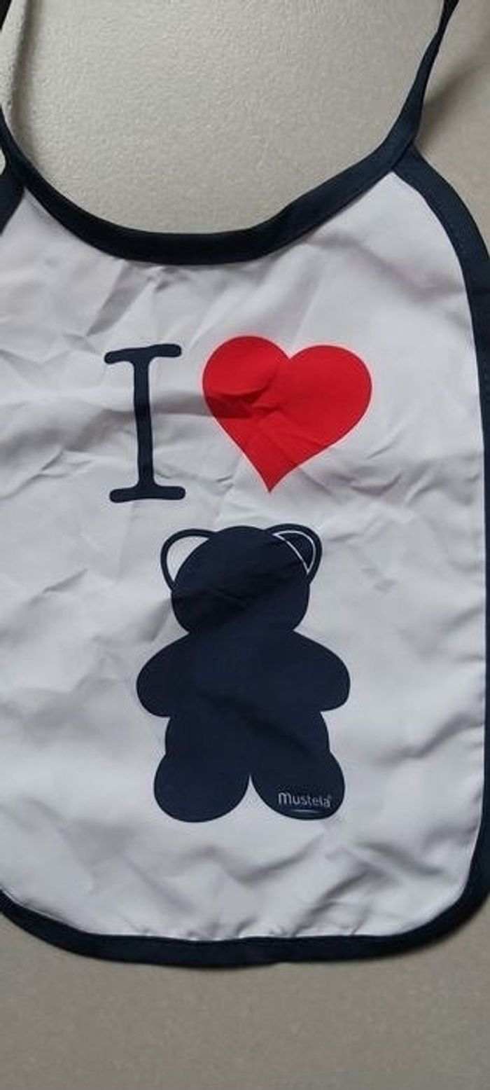 Bavoir - photo numéro 2