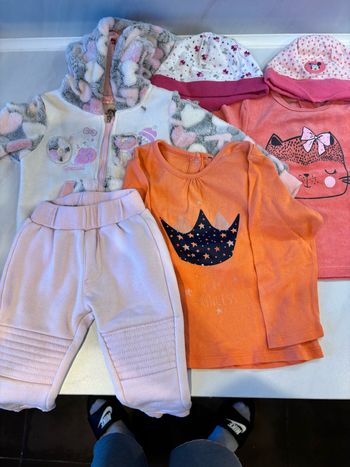 Lot vêtements fille 18 mois