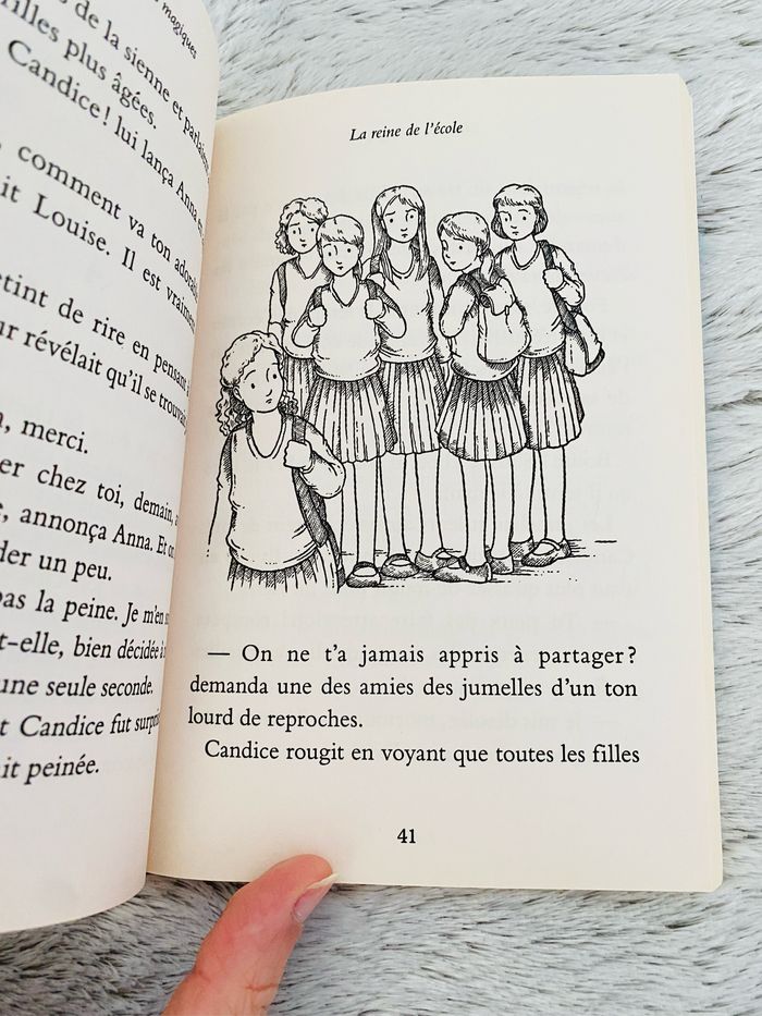 Livre Les chiots magiques La reine de l’école - photo numéro 2
