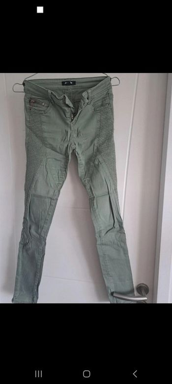 Pantalon baggy Jennyfer 34