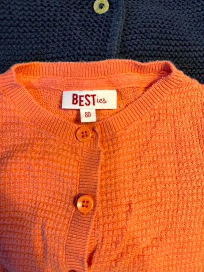 Lot de 5 gilets 18/24 mois - photo numéro 4