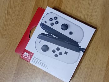 Manettes joycons switch neuf