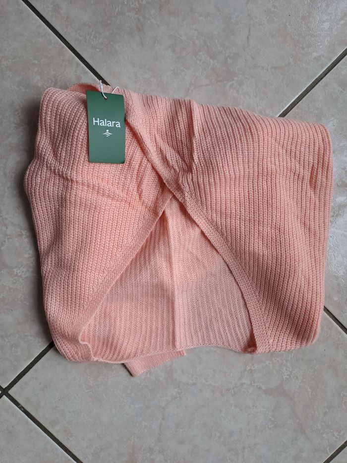 Pull col v halara