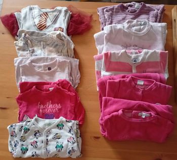 Lot de 10 pyjamas