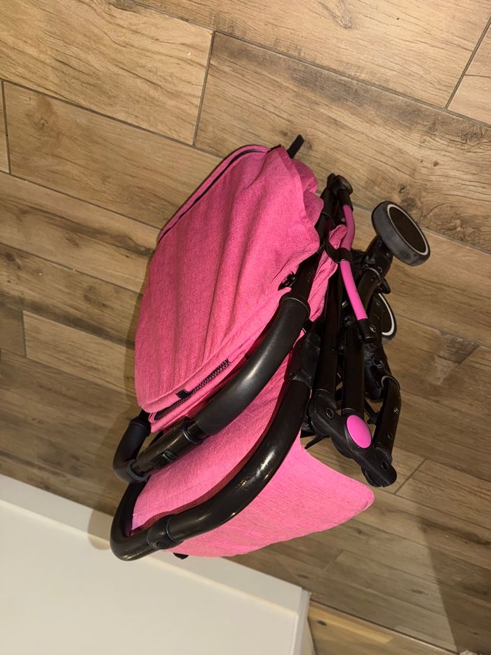 Pousette chicco rose