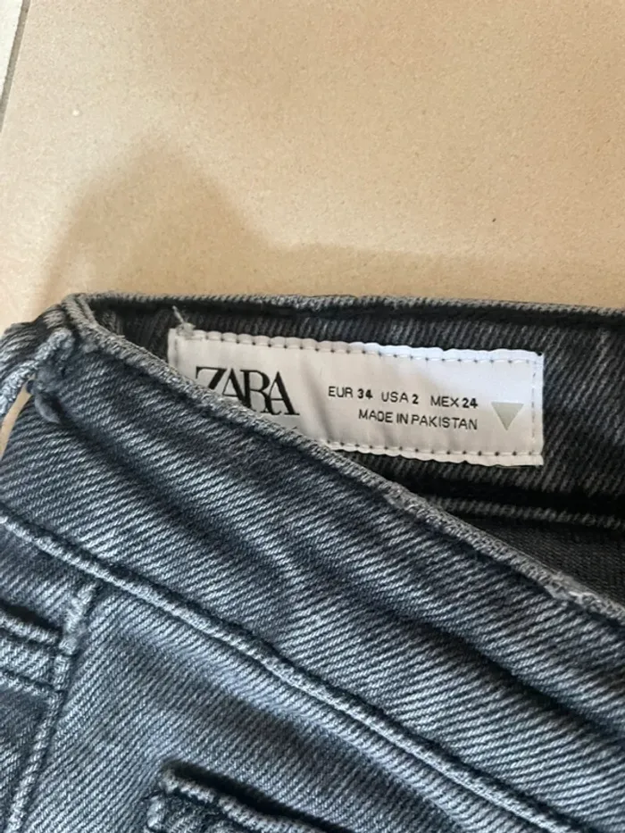 Jean Zara taille 34 - photo numéro 4