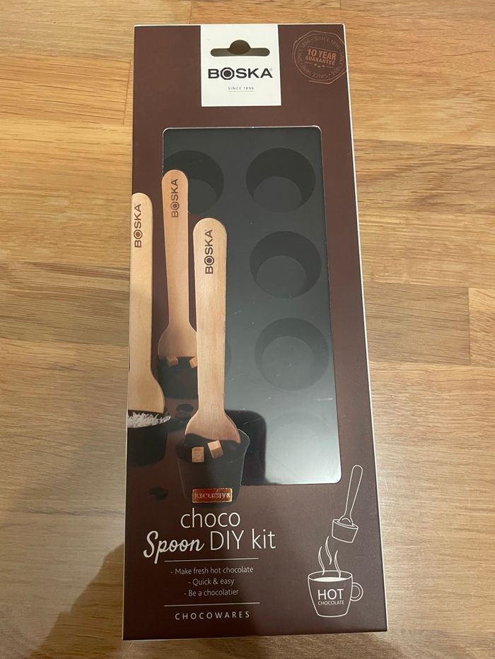 Lot moules en silicone neuf pour chocolat - photo numéro 7