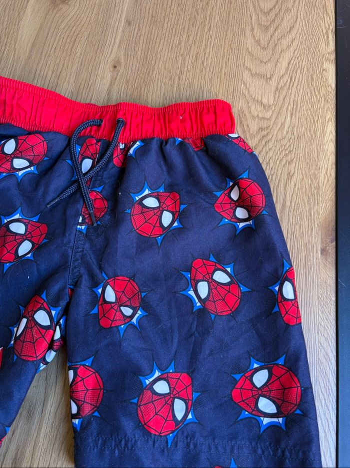 Short de bain garçon taille 128 - photo numéro 4