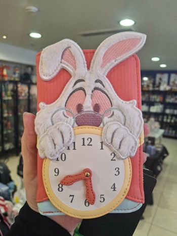 Portefeuille Loungefly Le Lapin Blanc Alice aux pays des merveilles 