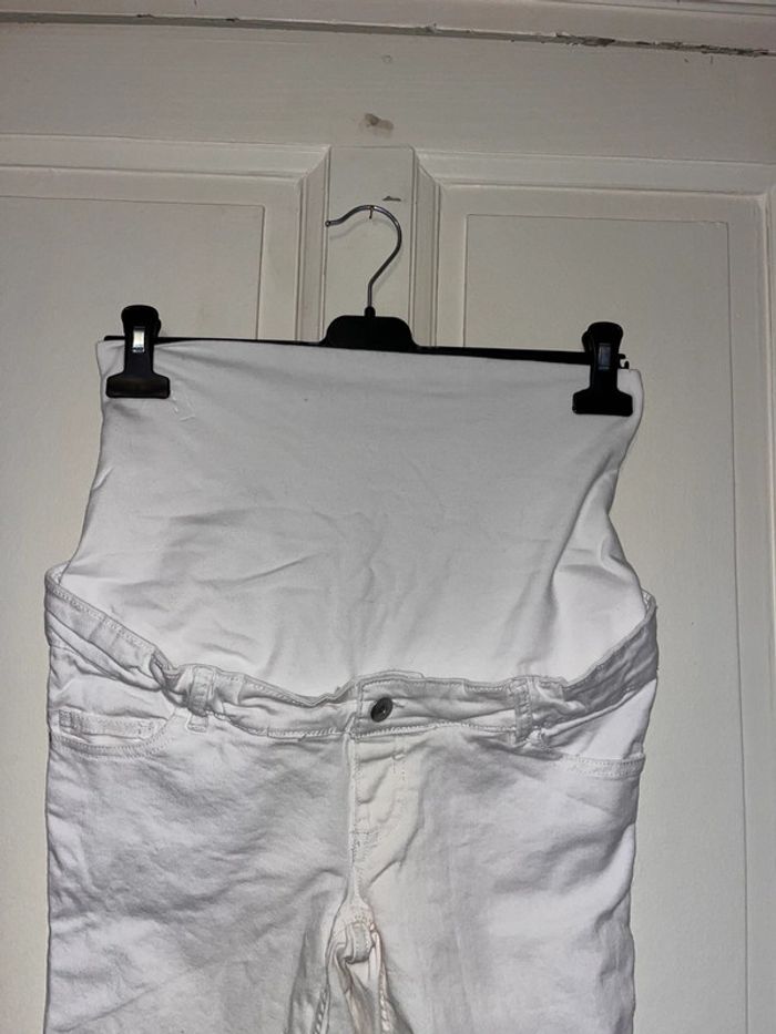 Short maternité grossesse blanc taille 36 - photo numéro 2