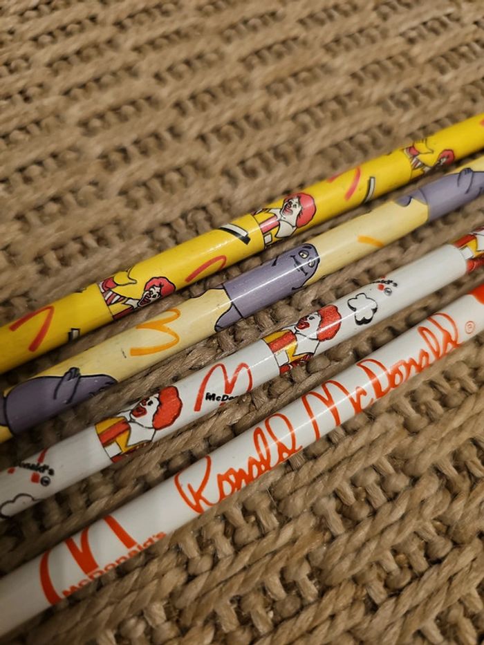 Crayons papier McDonald's vintages - photo numéro 6