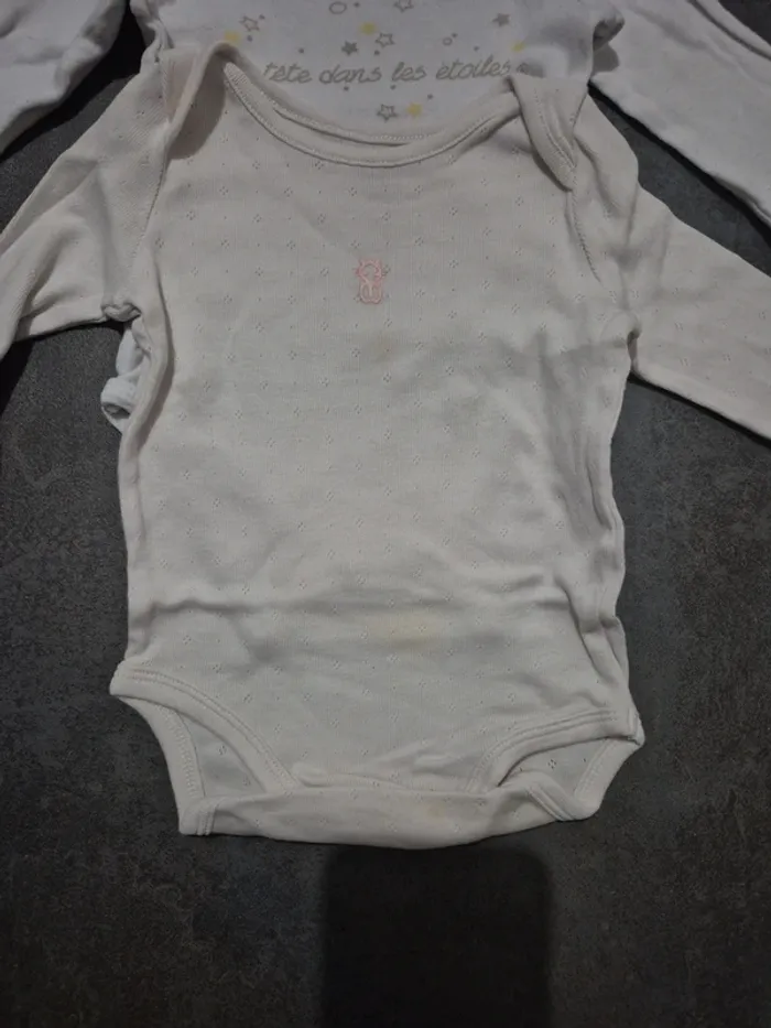 Lot bodies 6 mois bébé fille - photo numéro 4