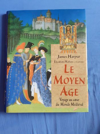 Le Moyen Âge - James Harpur