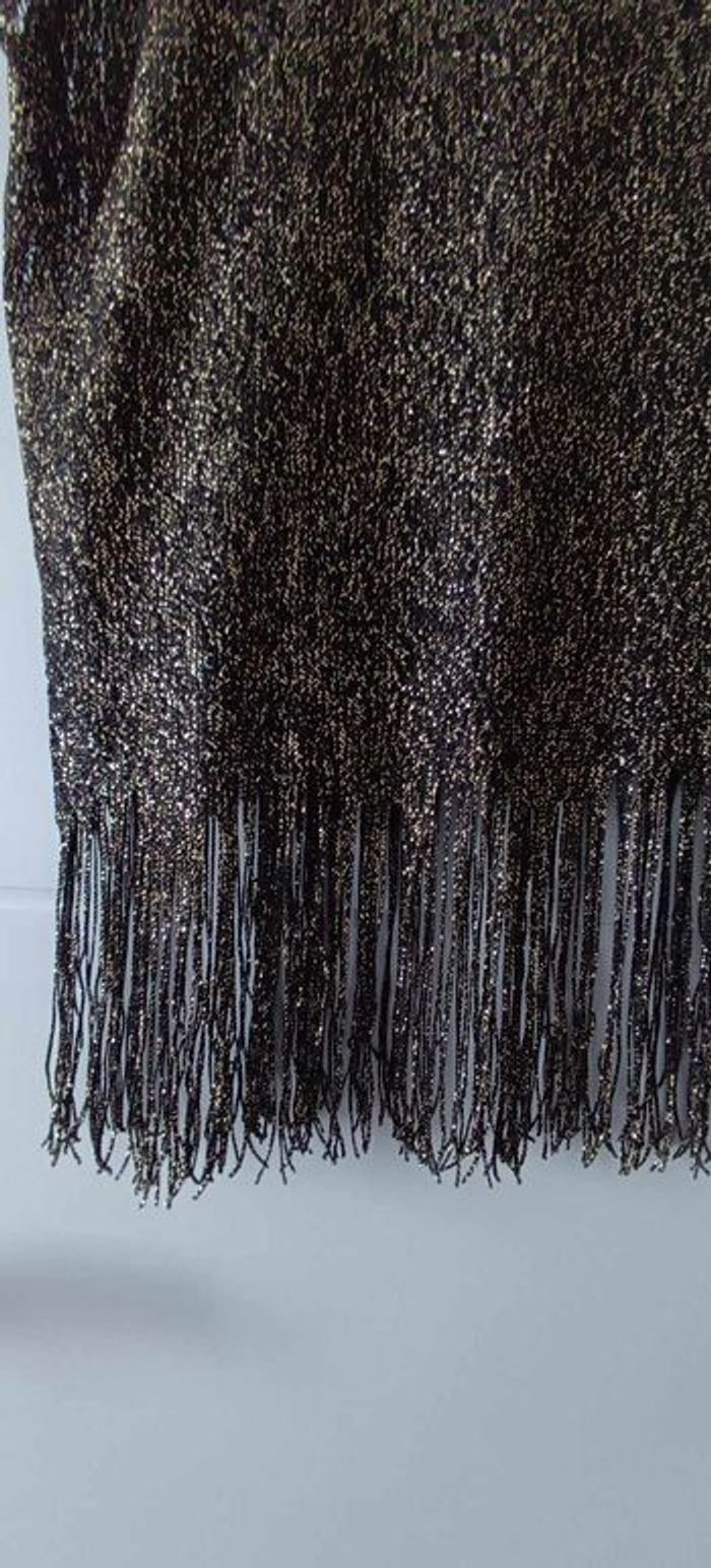 Haut ajouré sans manches noir et or à paillettes avec franges Taille 6 - photo numéro 9