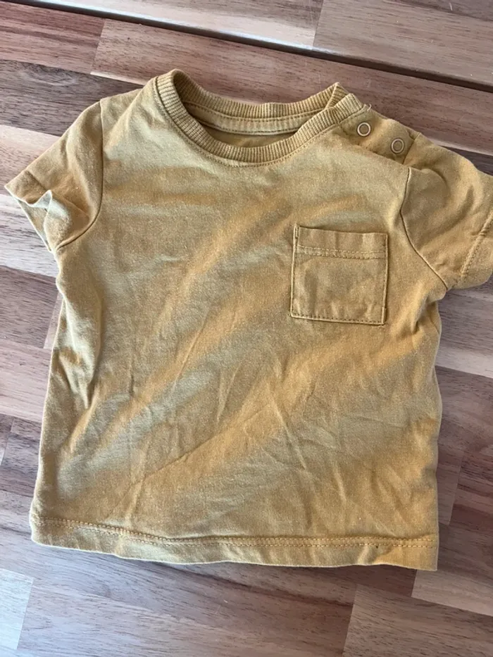 T shirt moutarde - 3 mois