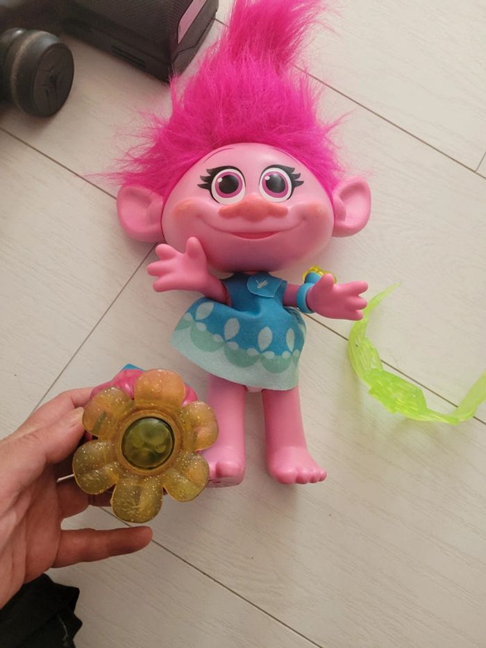 Poupée troll - photo numéro 2