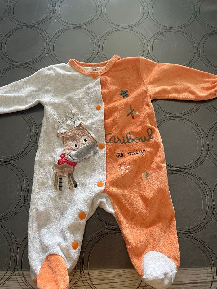 Lot de pyjamas 1 mois - photo numéro 5