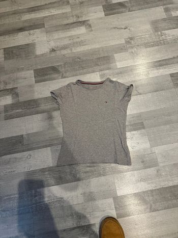 TEE shirt tommy