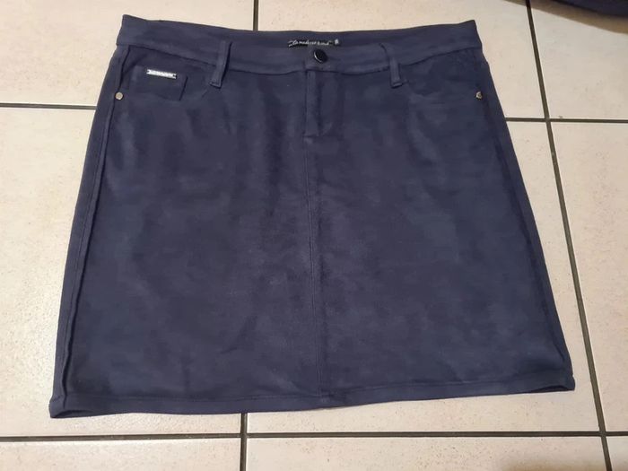 Jupe marine velours taille 38