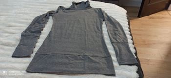 Sous pull gris t. 38