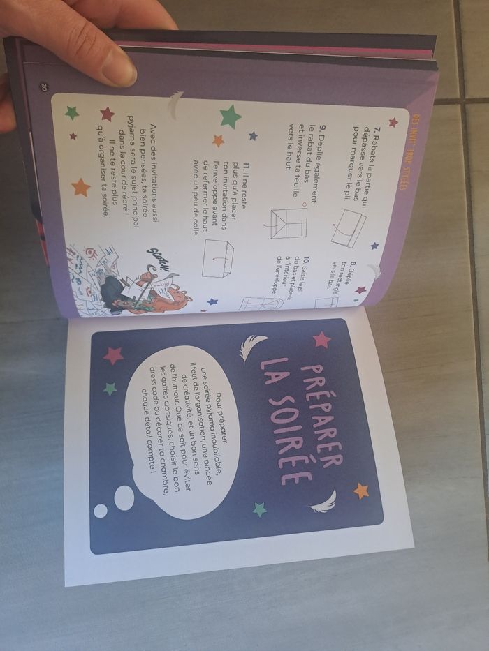 Livre " Pyjama Party " Les Sisters - photo numéro 3