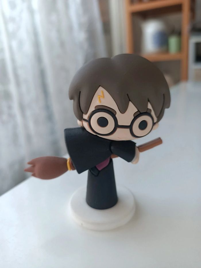 Figurine ds toys harry potter 6cm en très bon état
Figurine en loose (pas de boîte)