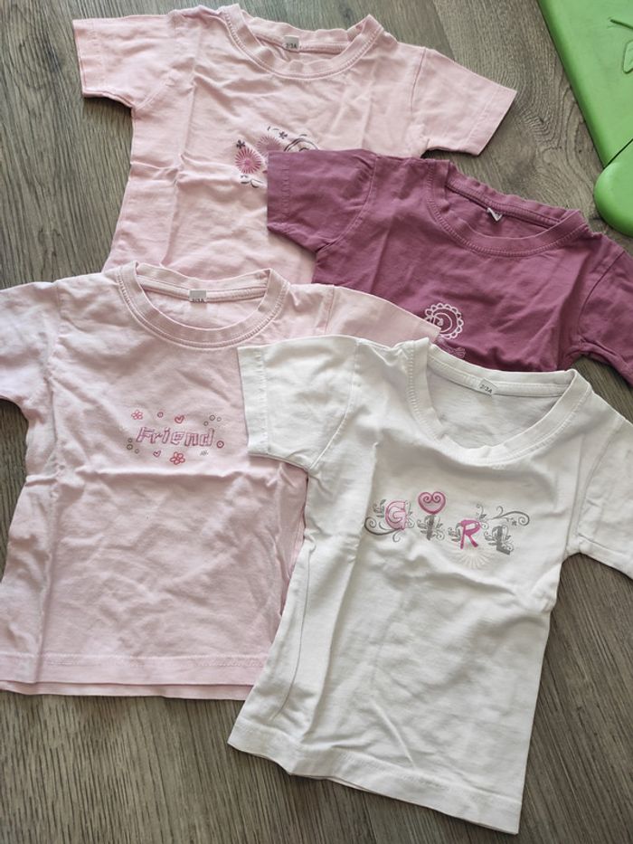 Lot de 4 tee shirt manches courtes 2-3 ans