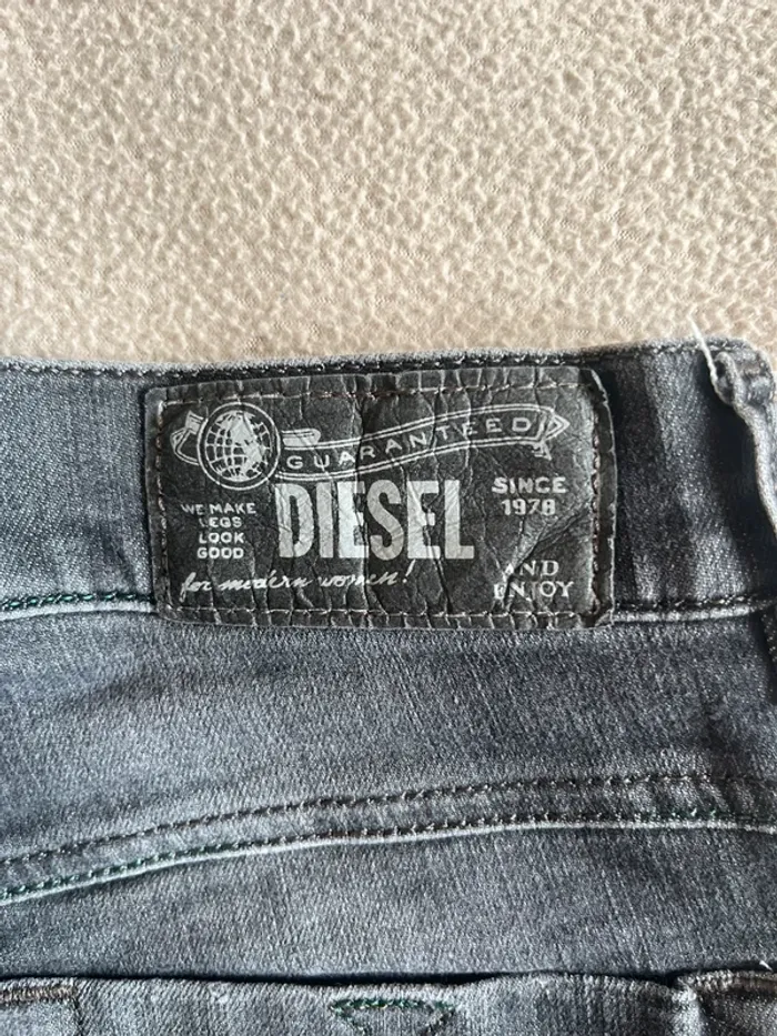 Jeans diesel - photo numéro 6
