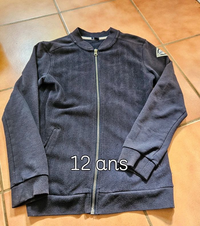 Gilet bleu - 12 ans