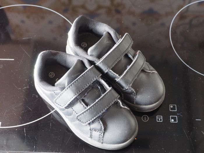 Chaussures Unyk enfant taille 24 - photo numéro 4