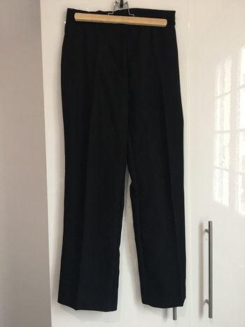 pantalon noir taille 40 léger