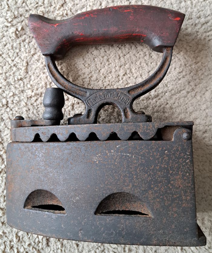 Ancien fer en fonte - made in Holland