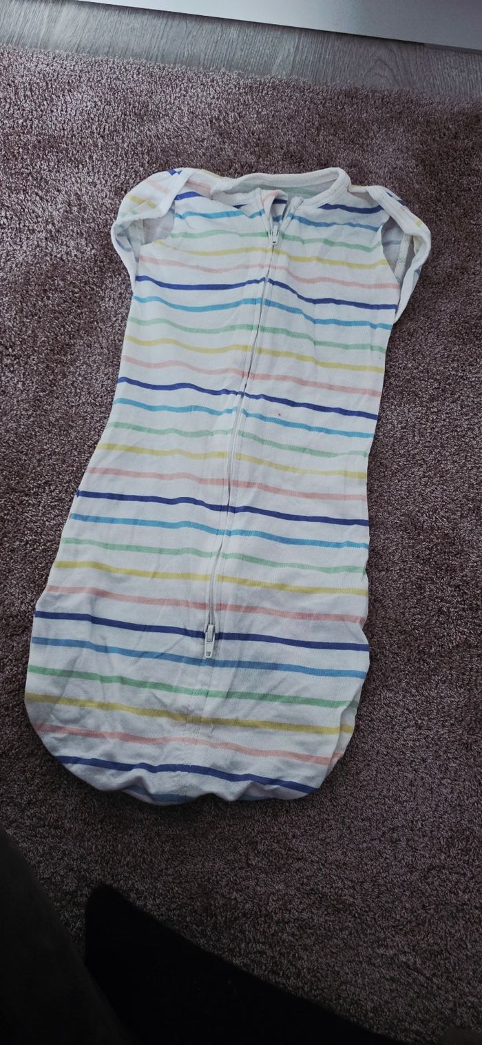 6 Vêtements bebe - photo numéro 3