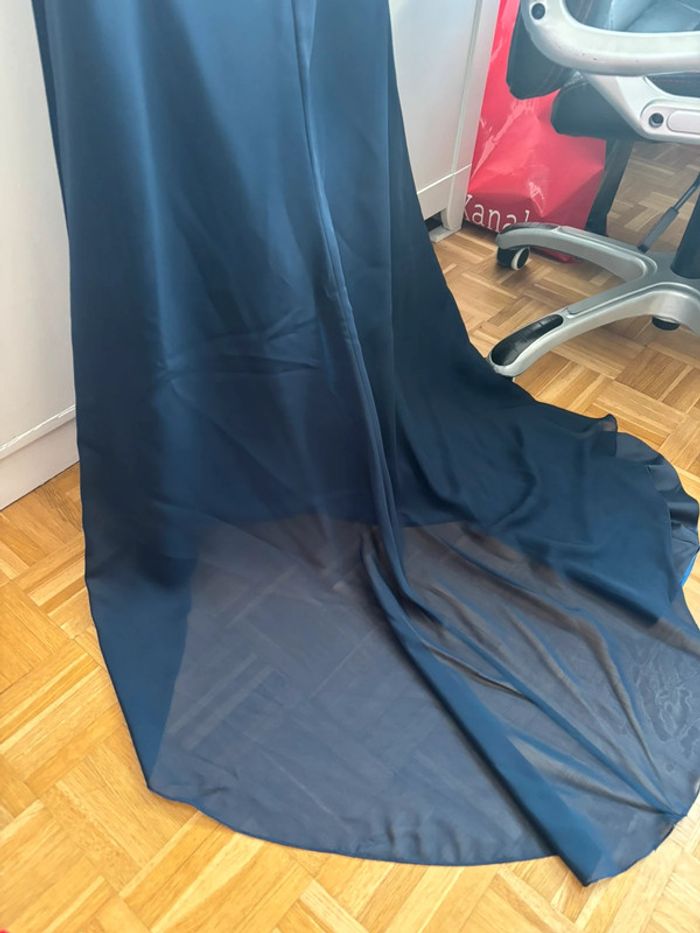 Robe bleu fluide avec traîne T38 - photo numéro 12