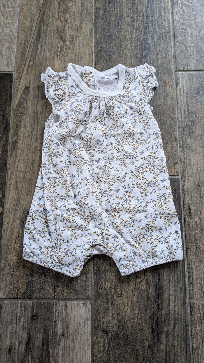 Lot de 8 vêtements - photo numéro 8