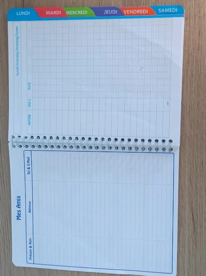 Cahier de texte Comics / Domédia - 17x22cm - Gratuit / Free - photo numéro 3