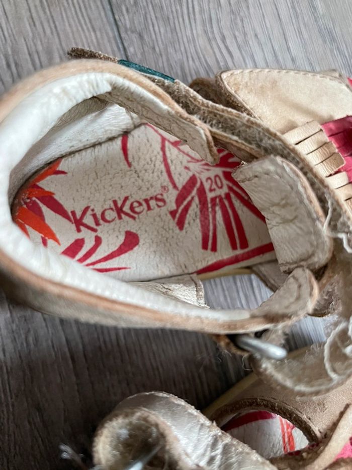 Sandales kickers taille 20 - photo numéro 5