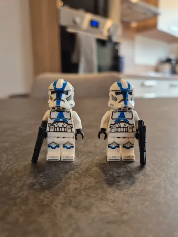 Figurines lego 2 clones troopers de la 501ème sw1337 star wars