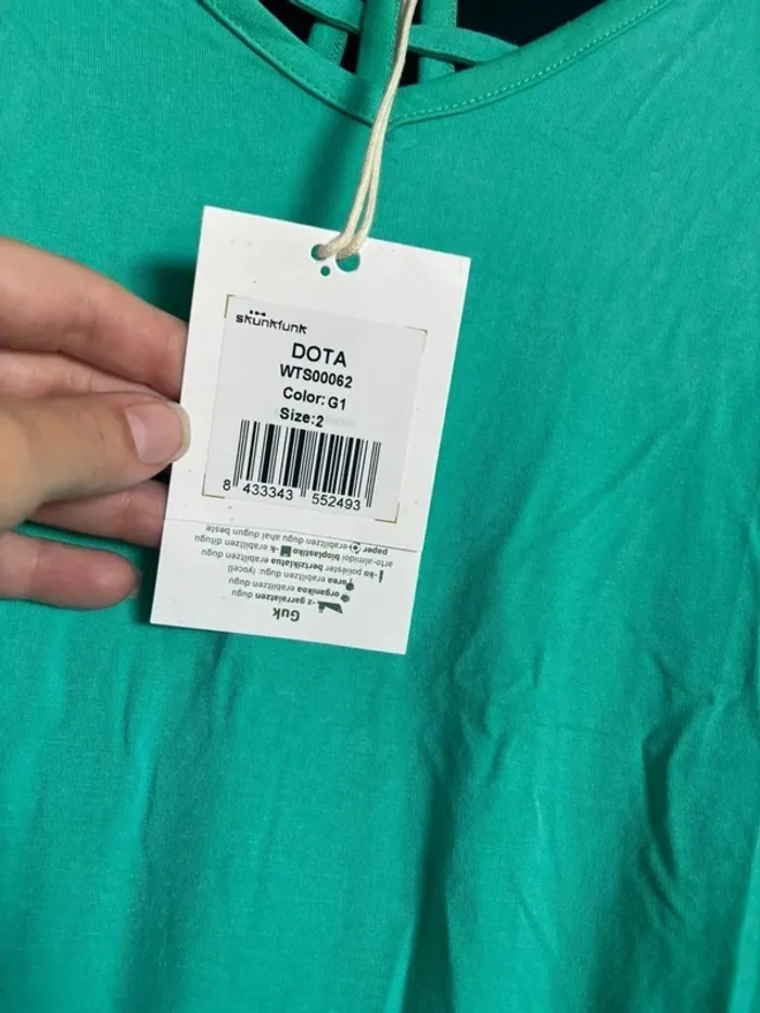 T-shirt skunkfunk Taille 2 neuf - photo numéro 3