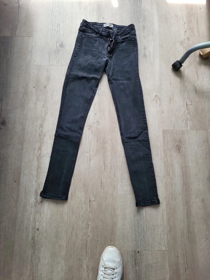 Jeans skinny taille 34 noir