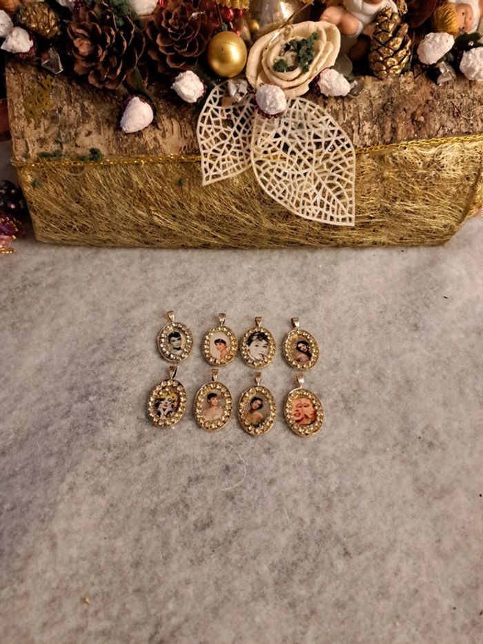 Lot de pendentifs acier inoxydable stars du cinéma