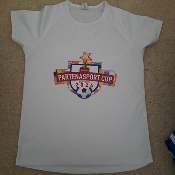 T shirt collector cup  équipe Hongrie 12ans